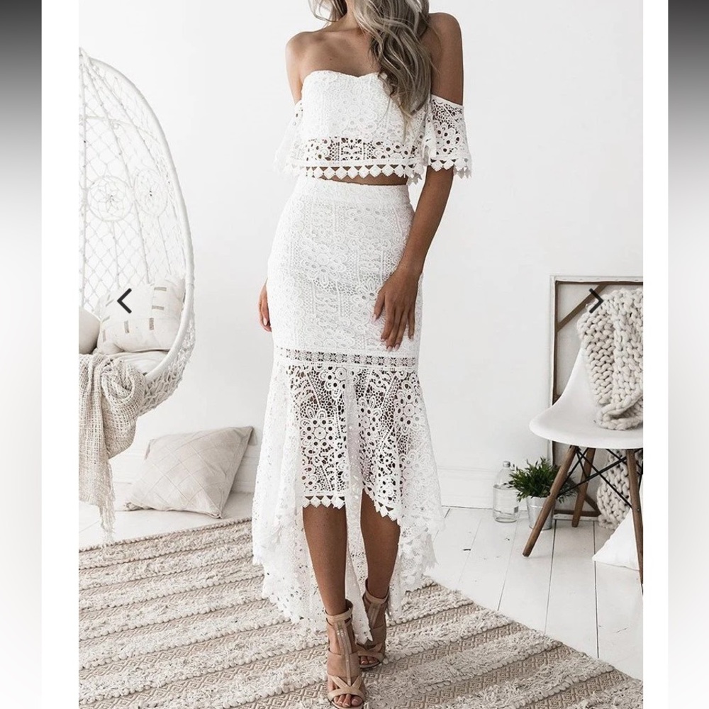 NWT - white two piece set